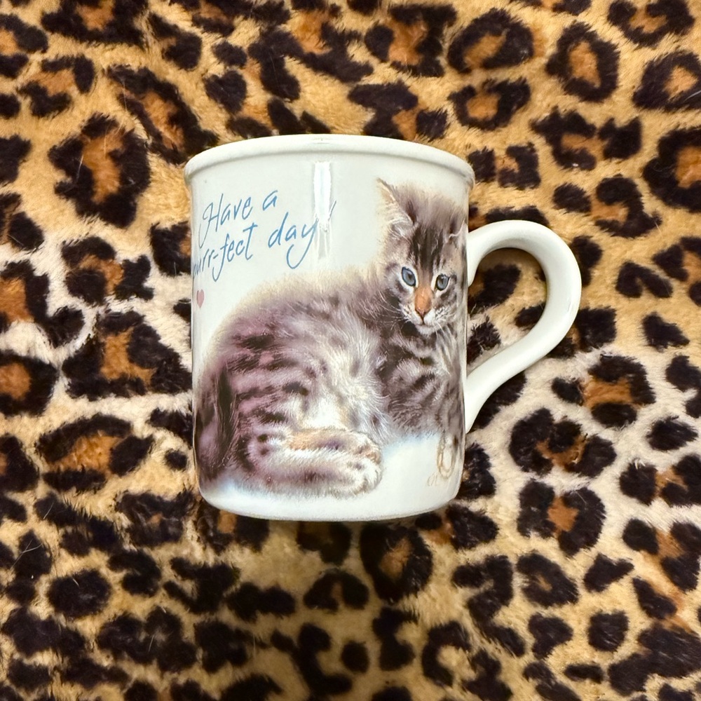 Vintage Cat-Themed Mug